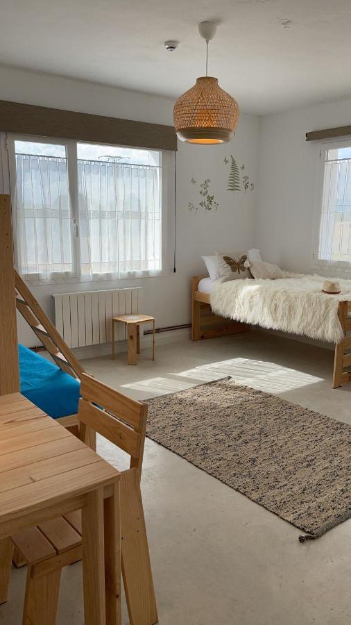 Auberge de jeunesse Entheos à Lerin Extérieur photo